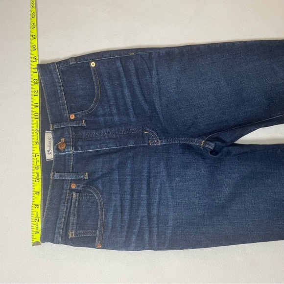 Madewell high-rise jeans, model 11" High-Rise Skinny in size 27. - Picture 4 of 9